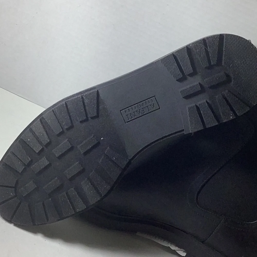 Women's Tackoma Lug Booties,Note: No Box